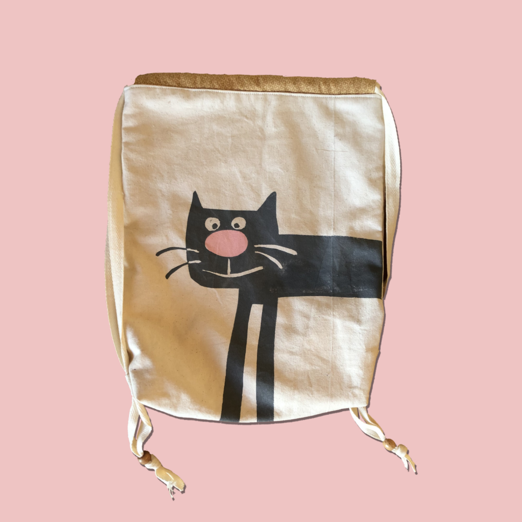 Smiley Cat drawstring bag